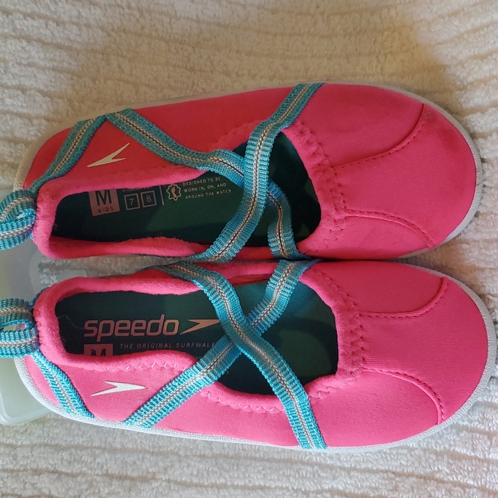 SPEEDO GIRLS WATER SHOES SIZE MEDIUM 7/8